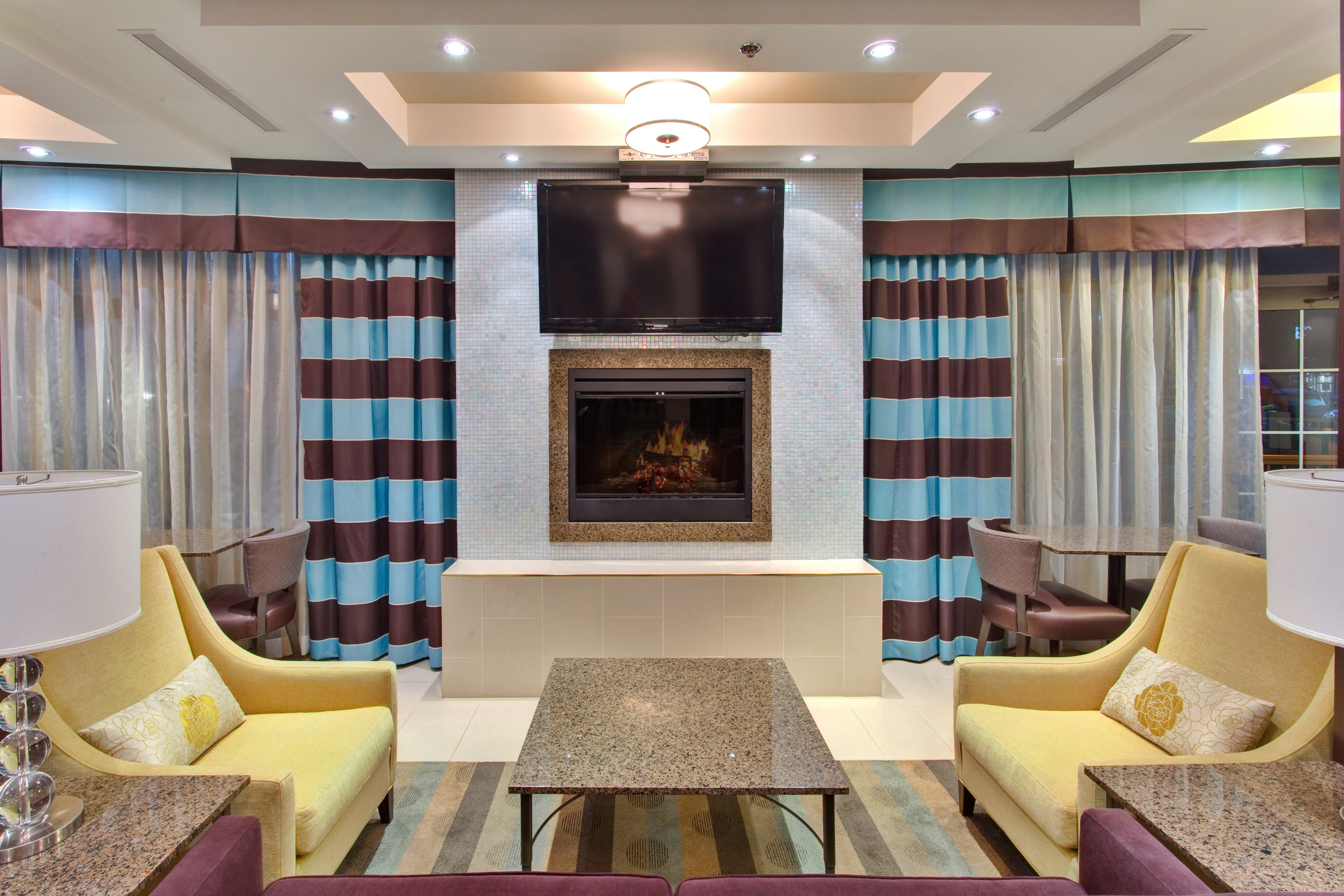 Holiday Inn Express Kingston Central By Ihg Екстер'єр фото