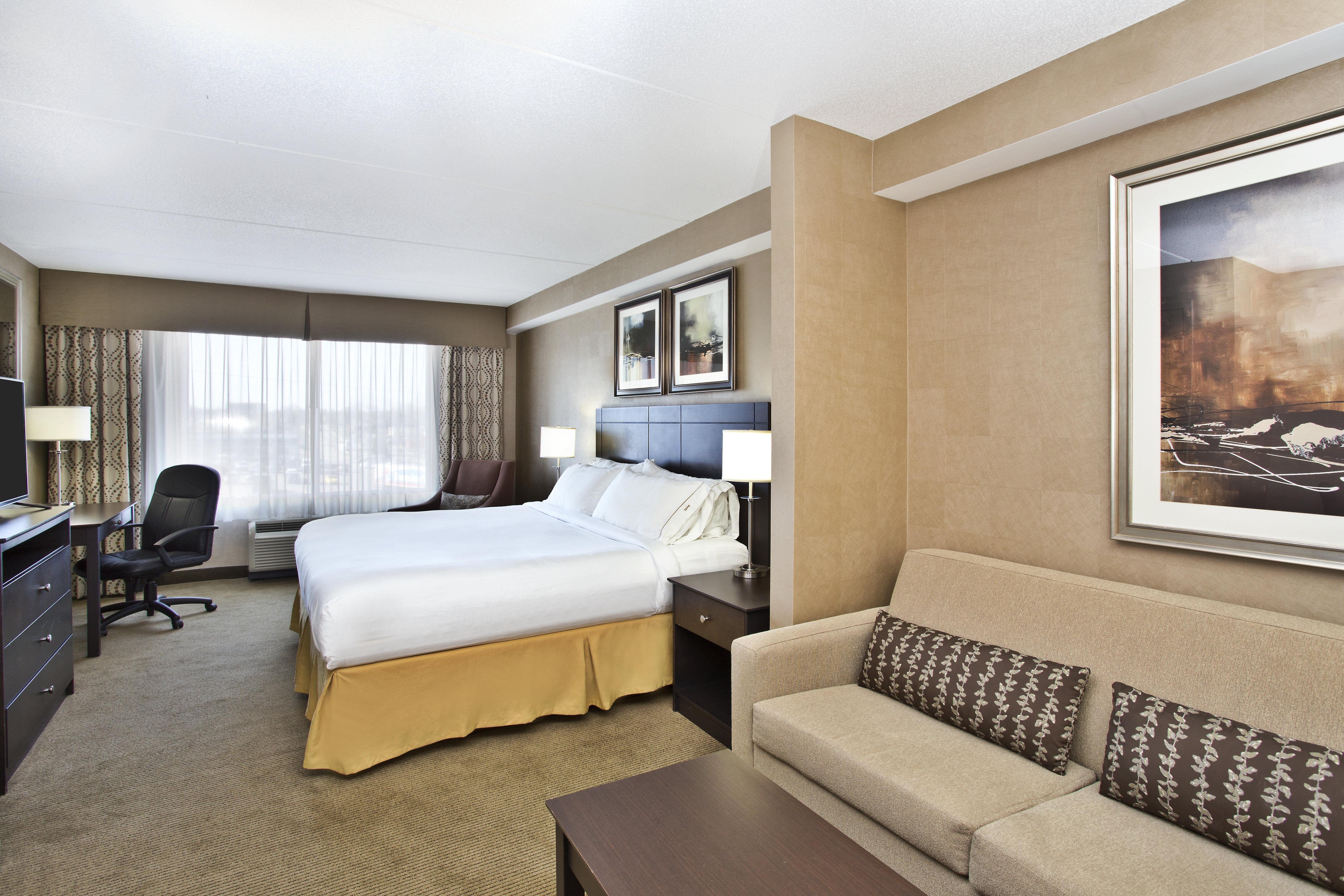 Holiday Inn Express Kingston Central By Ihg Екстер'єр фото