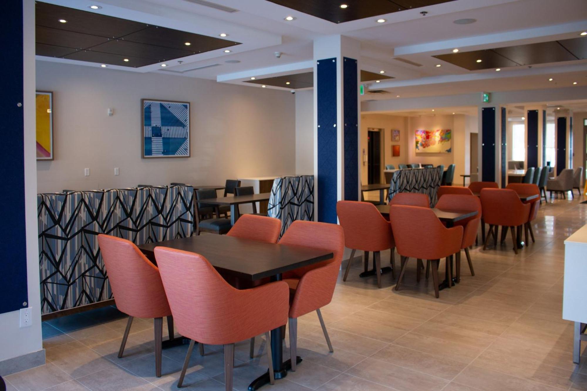 Holiday Inn Express Kingston Central By Ihg Екстер'єр фото